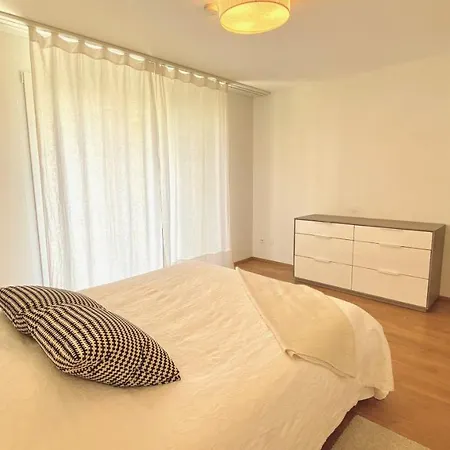 Montchoisi, Elegant, Modern, Impeccably Furnished