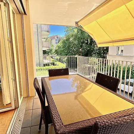 Montchoisi, Elegant, Modern, Impeccably Furnished Apartment